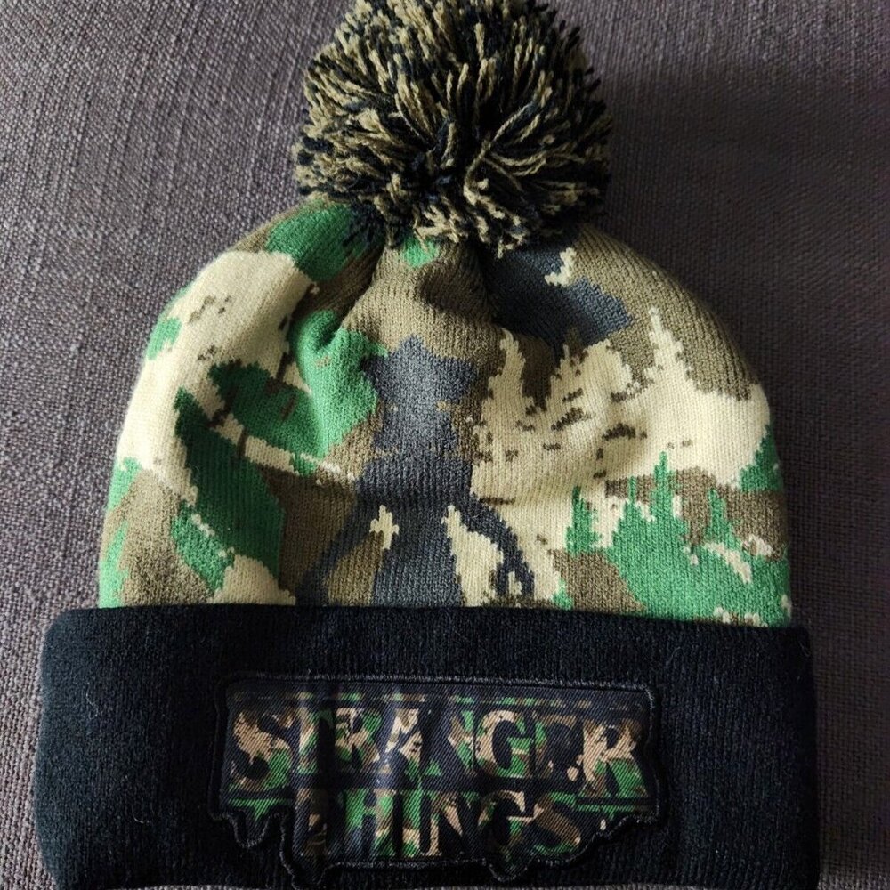 Stranger Things Camo Beanie Toque Hat OS Youth